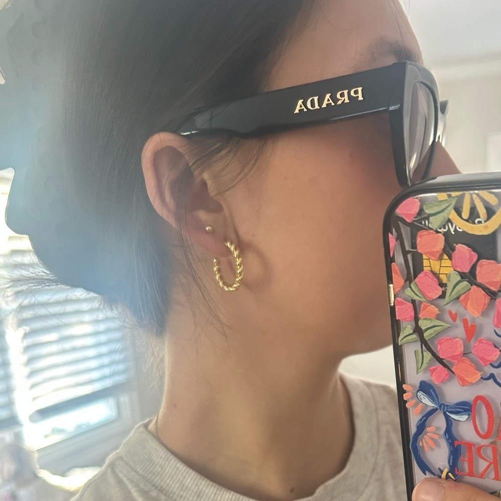 Prada sunglasses - Picture 14 of 16